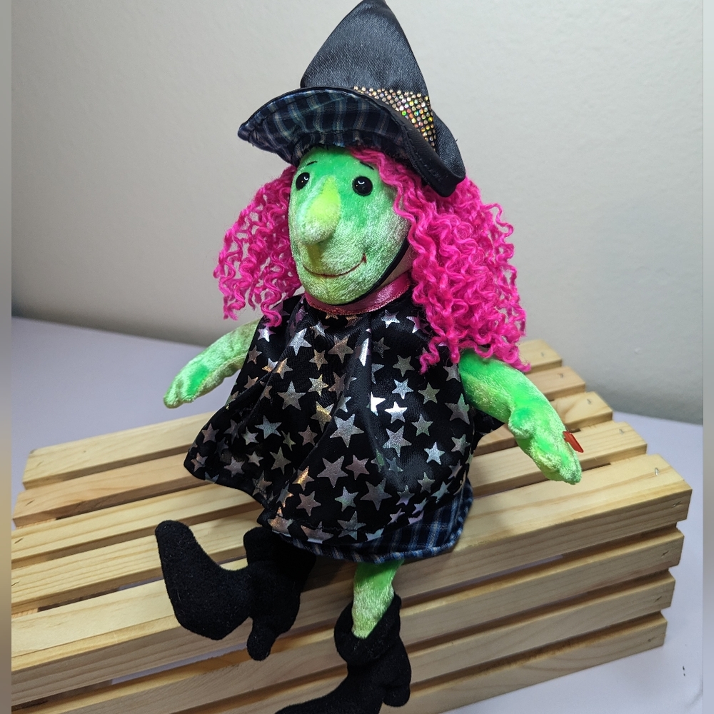 Ty Beanie Baby "Scary" the Witch